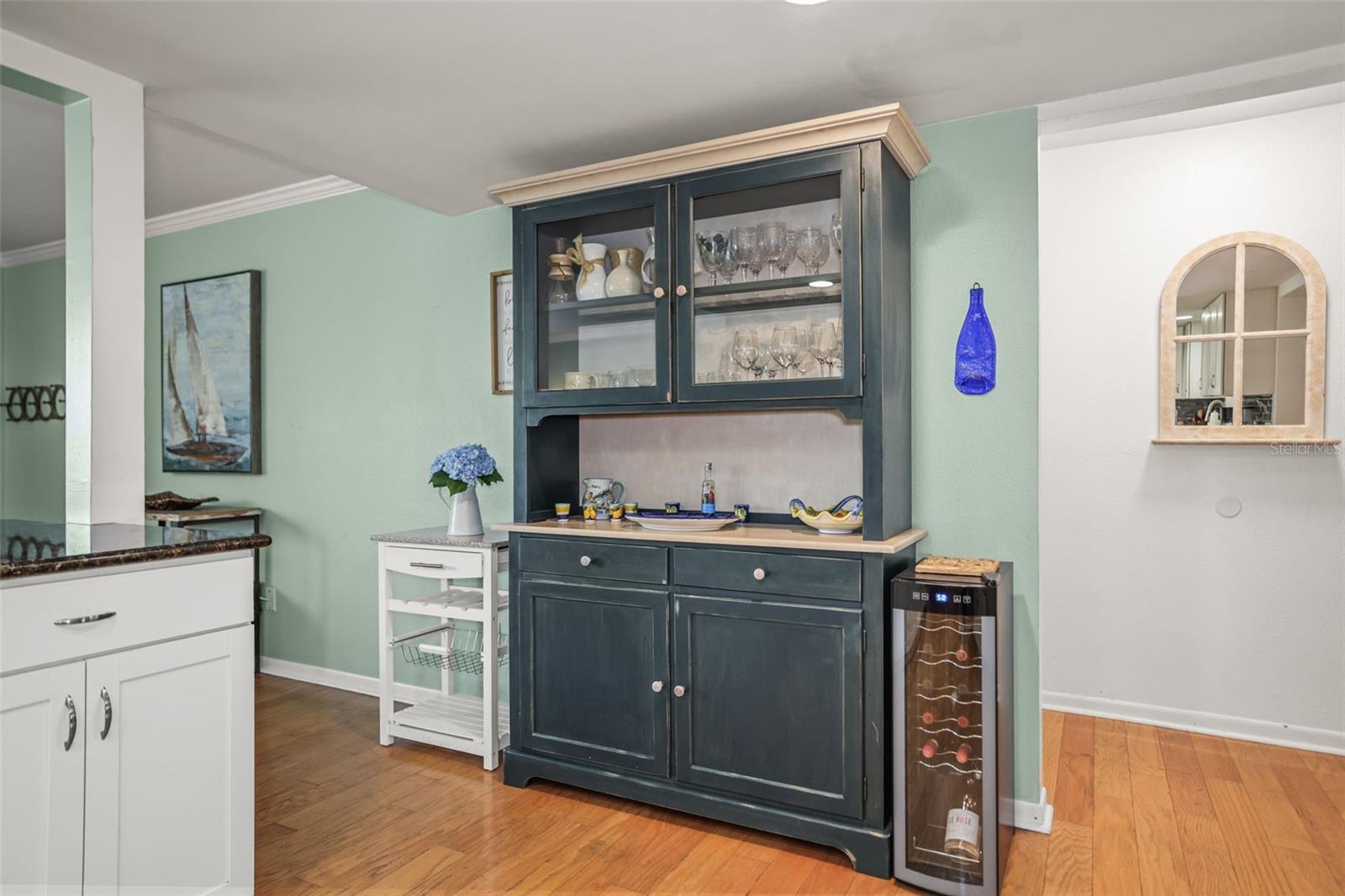 Image 46 of 52 For 985 Gulf View Boulevard