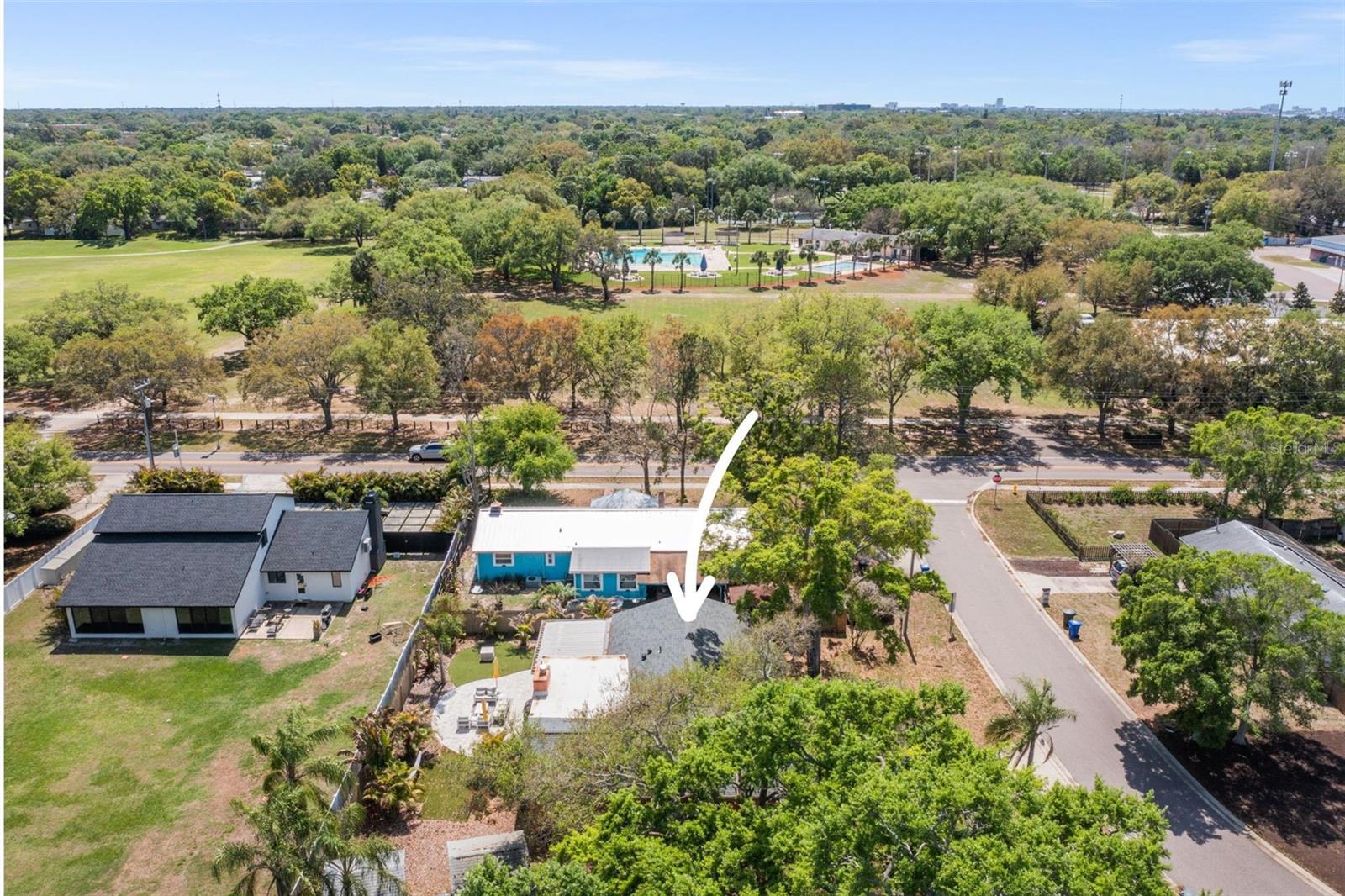 Image 48 of 52 For 985 Gulf View Boulevard