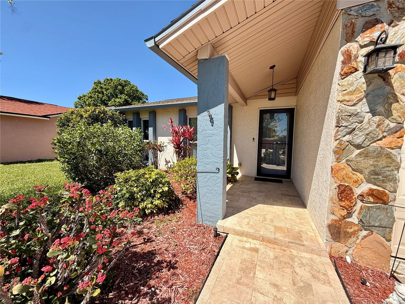 Image 4 of 30 For 8335 Somerset Drive