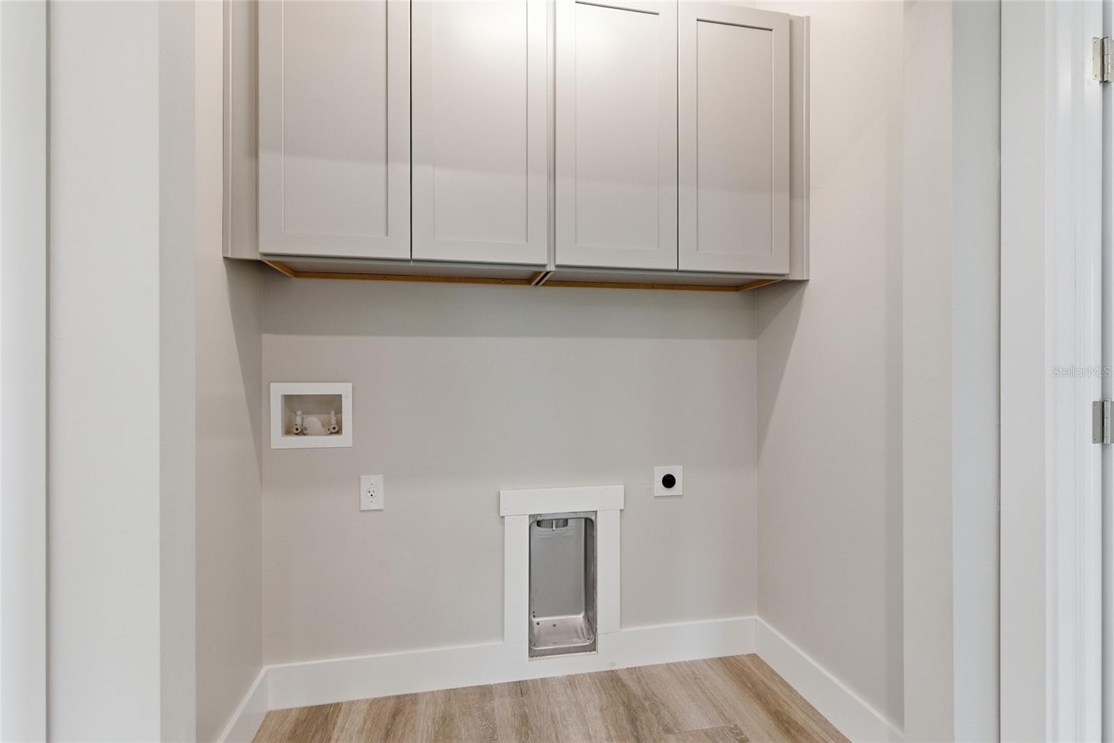 Image 17 of 38 For 11418 8th Avenue