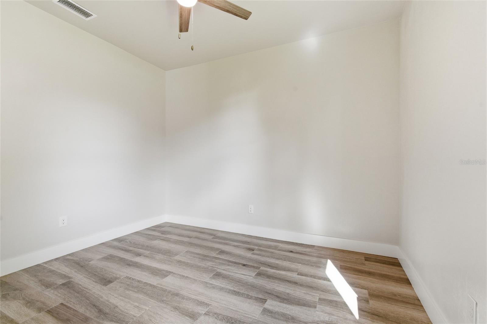 Image 28 of 38 For 11418 8th Avenue