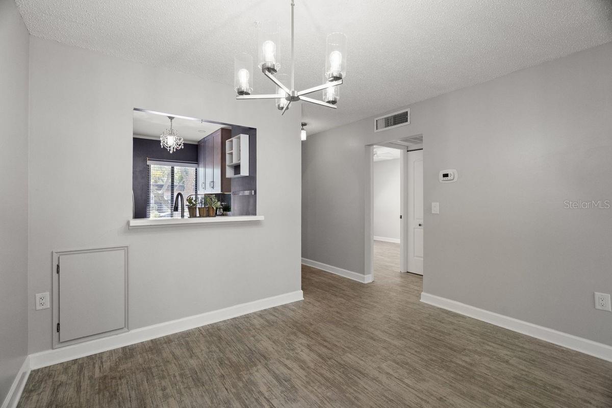 Listing photo id 11 for 1276 Mission Circle 45a