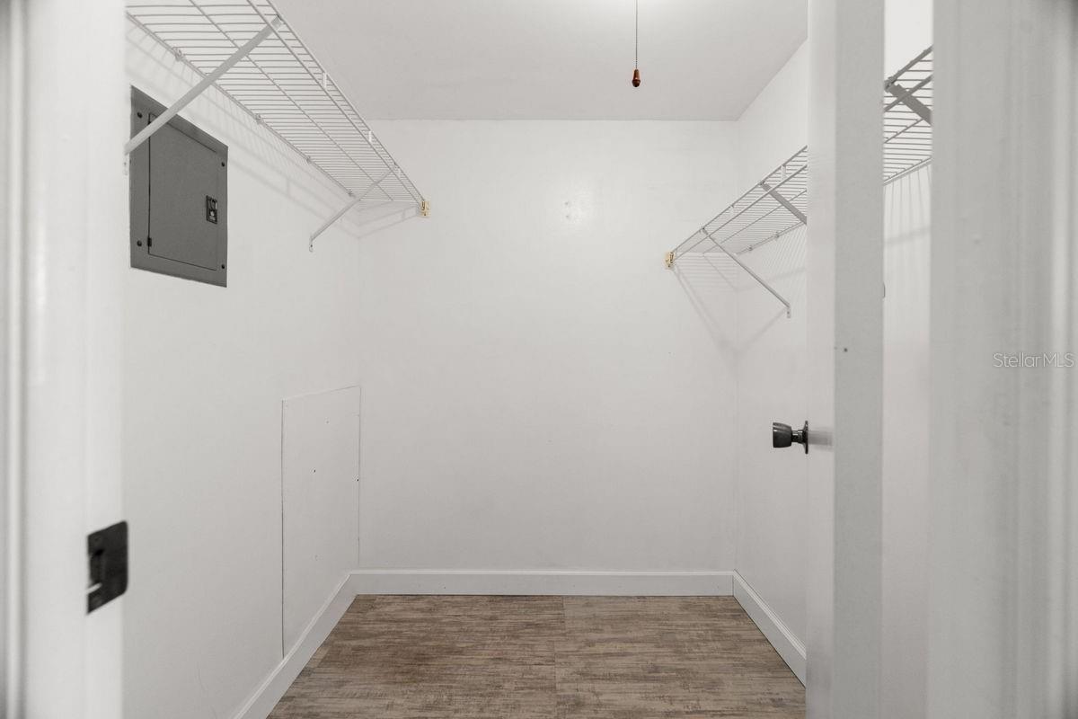 Listing photo id 16 for 1276 Mission Circle 45a