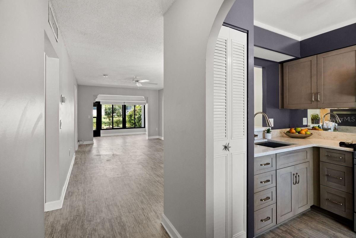 Listing photo id 1 for 1276 Mission Circle 45a