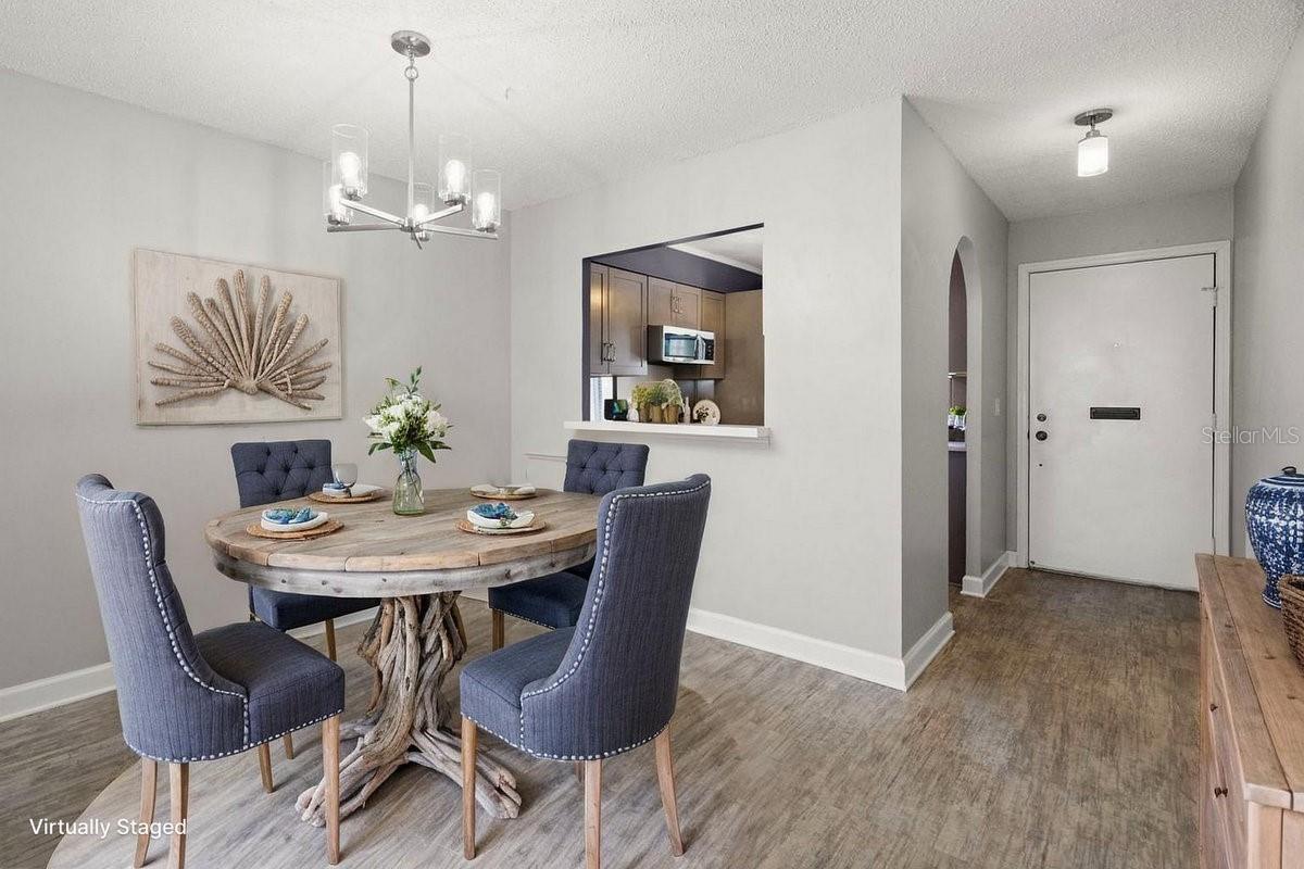 Listing photo id 5 for 1276 Mission Circle 45a