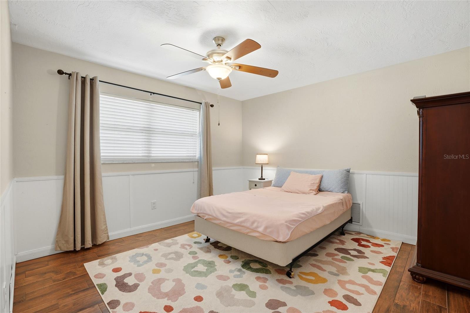 Image 27 of 47 For 2207 Willowbrook Dr