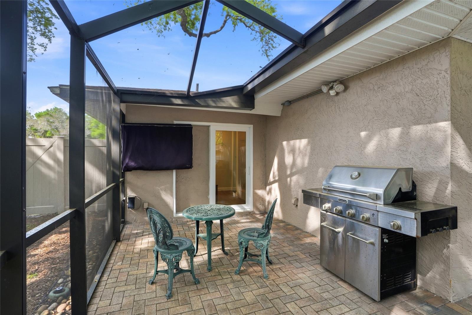 Image 36 of 47 For 2207 Willowbrook Dr