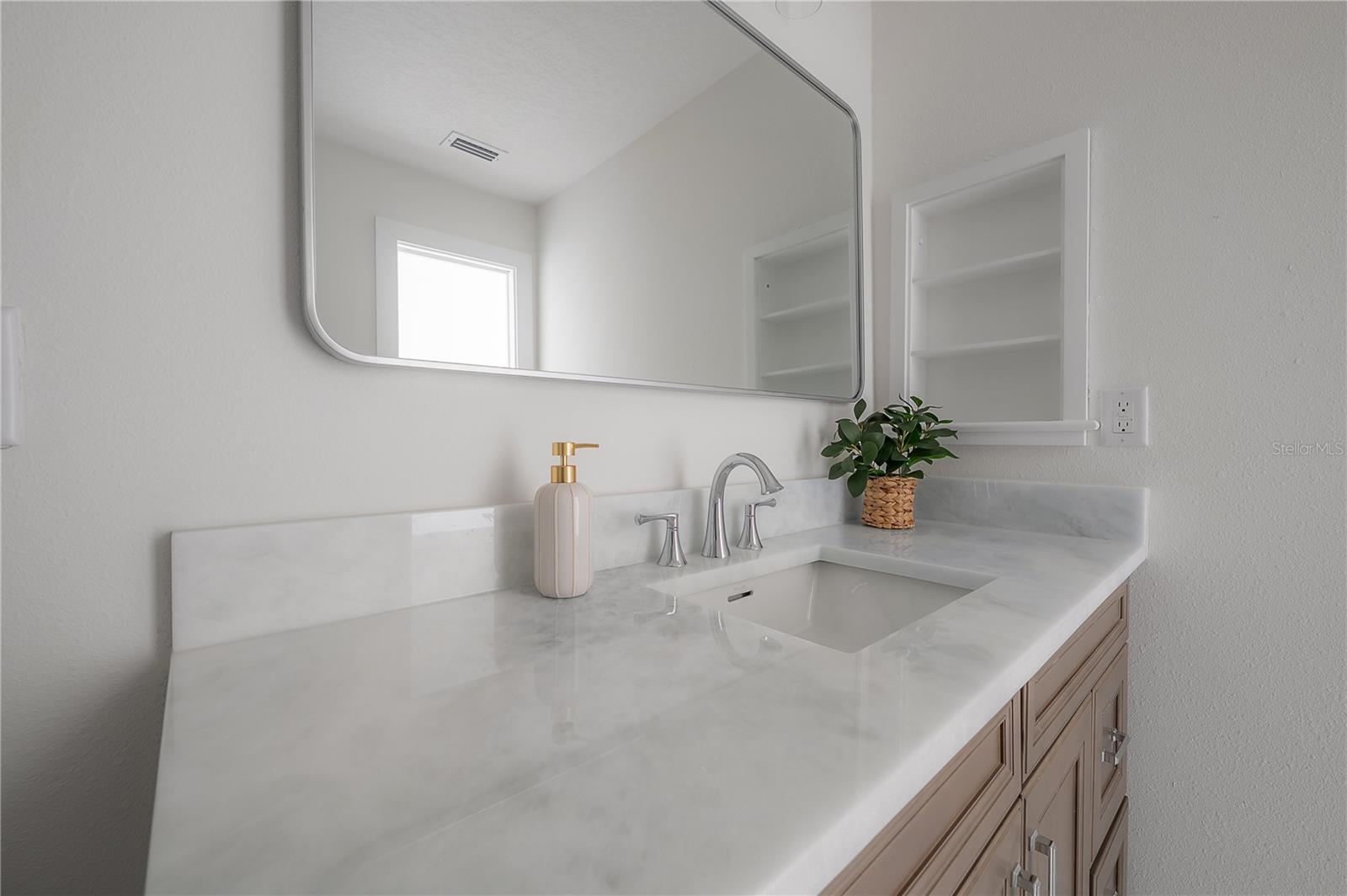 Image 19 of 34 For 3707 Leila Avenue