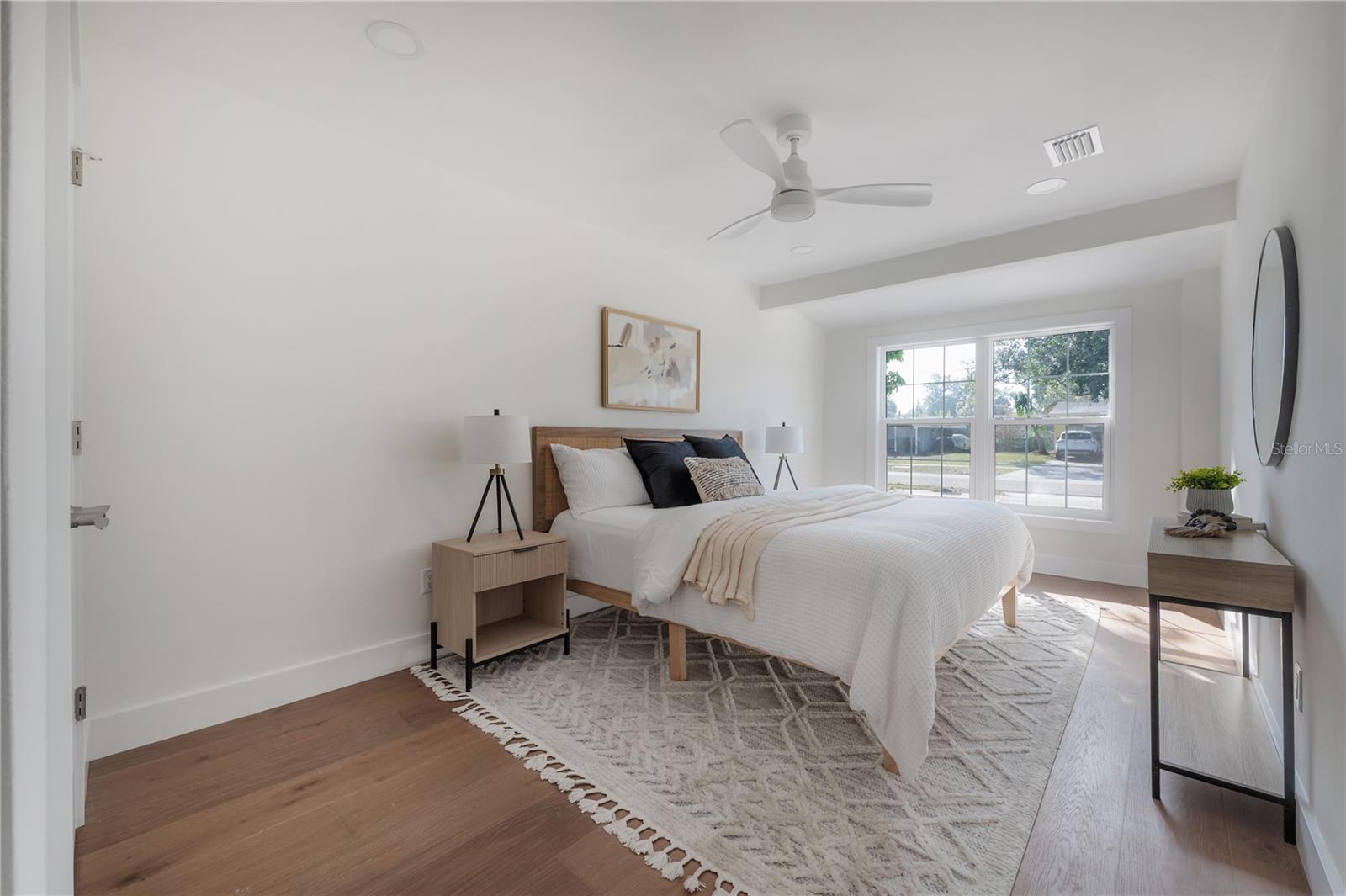 Image 21 of 34 For 3707 Leila Avenue