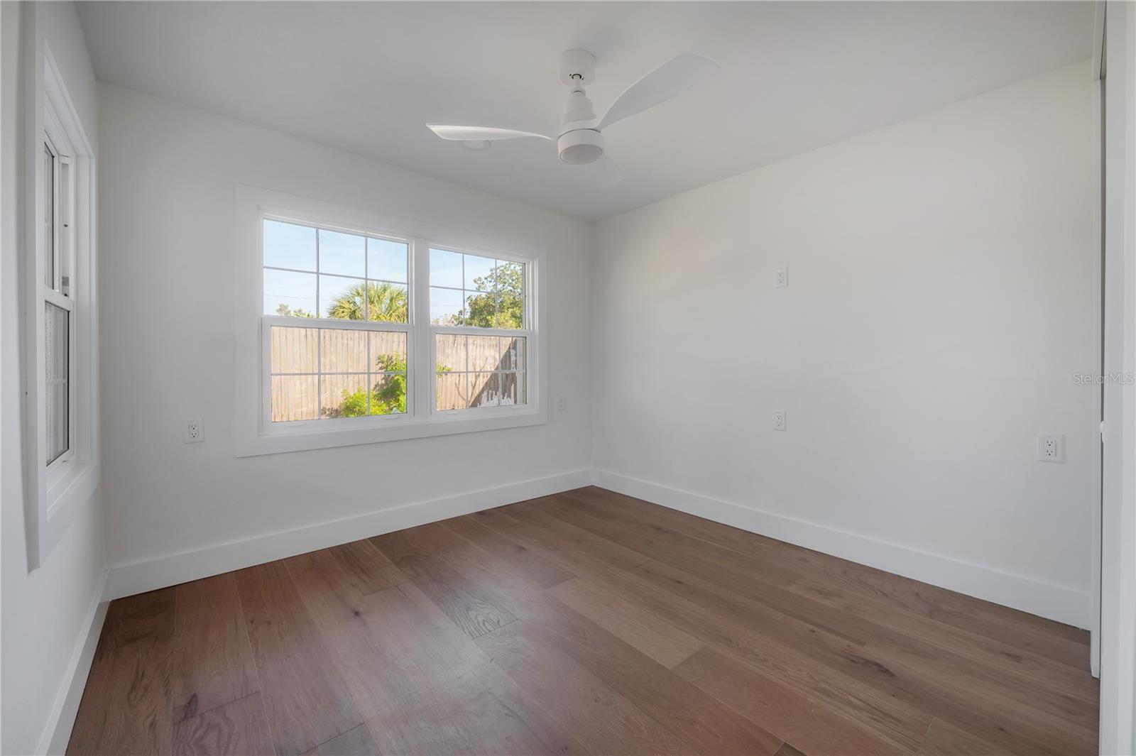 Image 28 of 34 For 3707 Leila Avenue