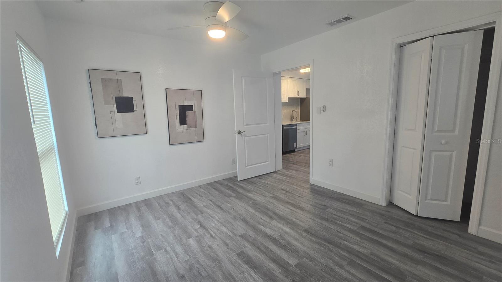 Image 7 of 36 For 2827 16th Avenue S