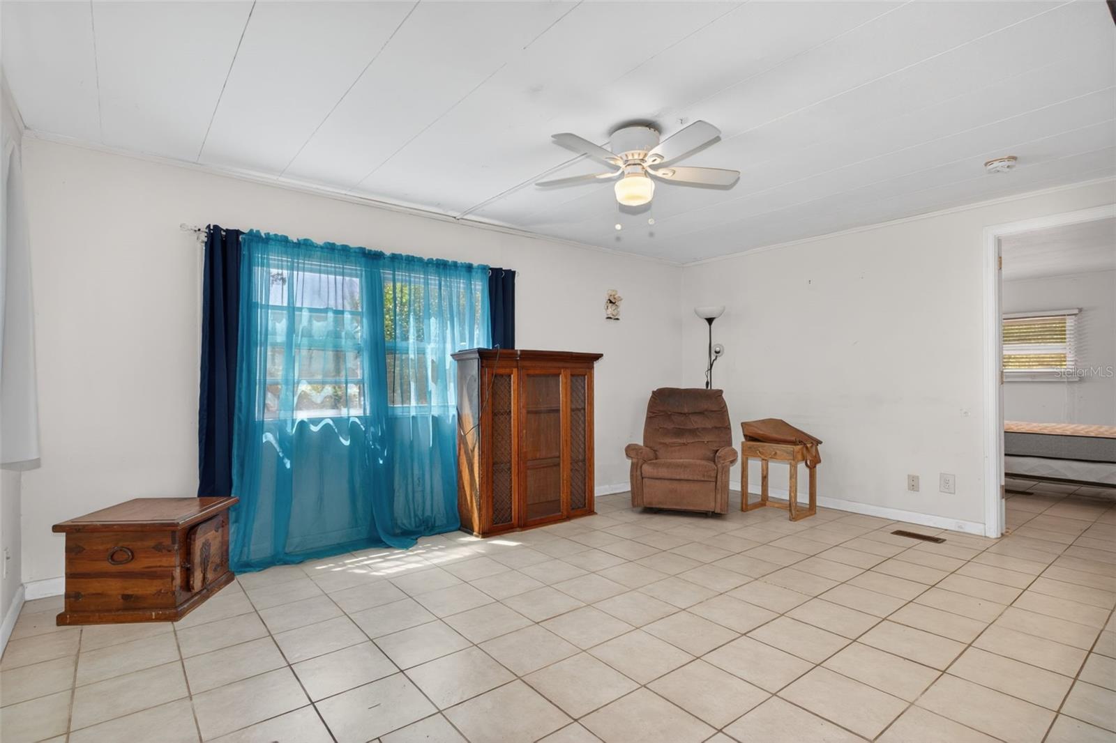 Image 5 of 26 For 7489 Western Circle Drive