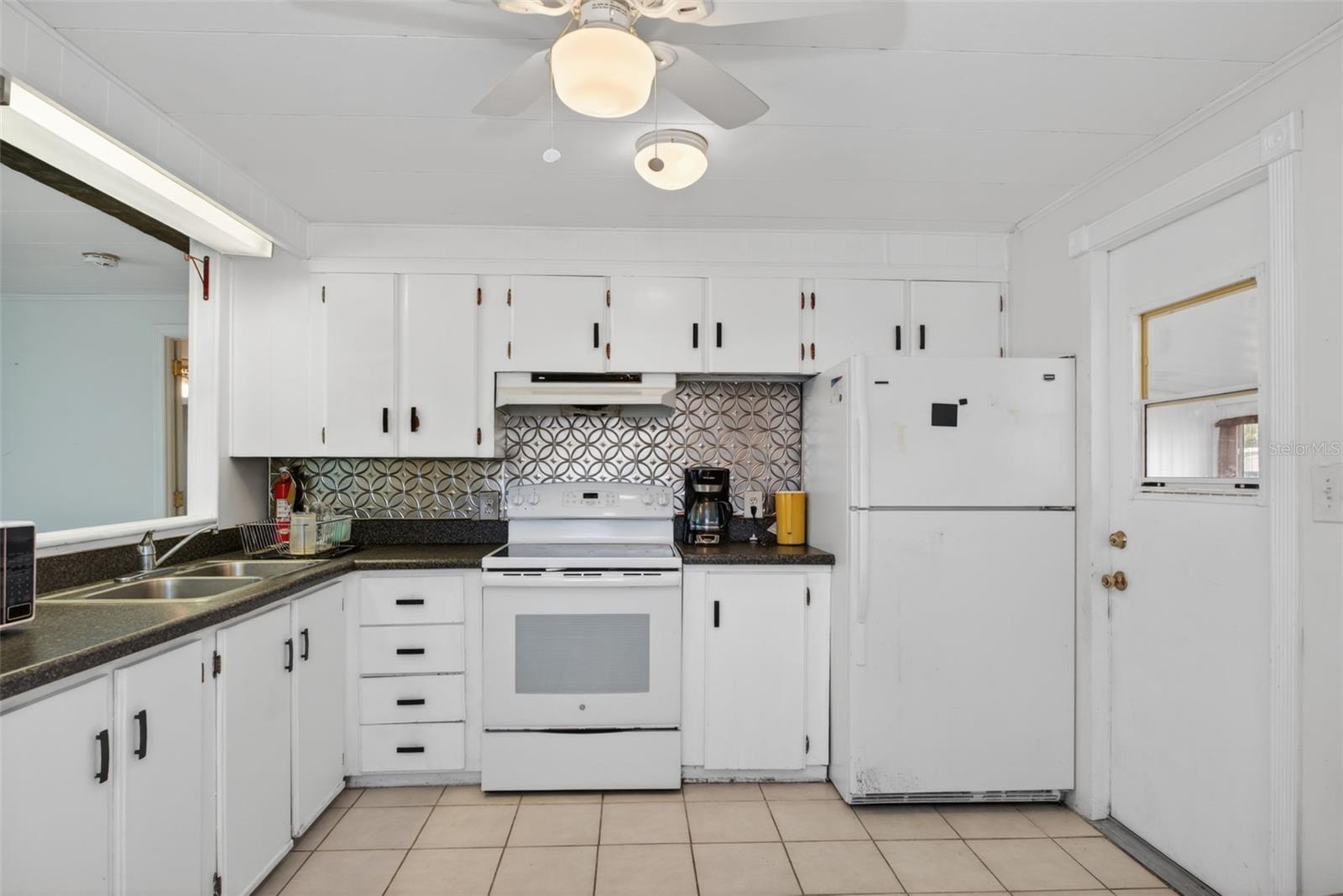 Image 9 of 26 For 7489 Western Circle Drive