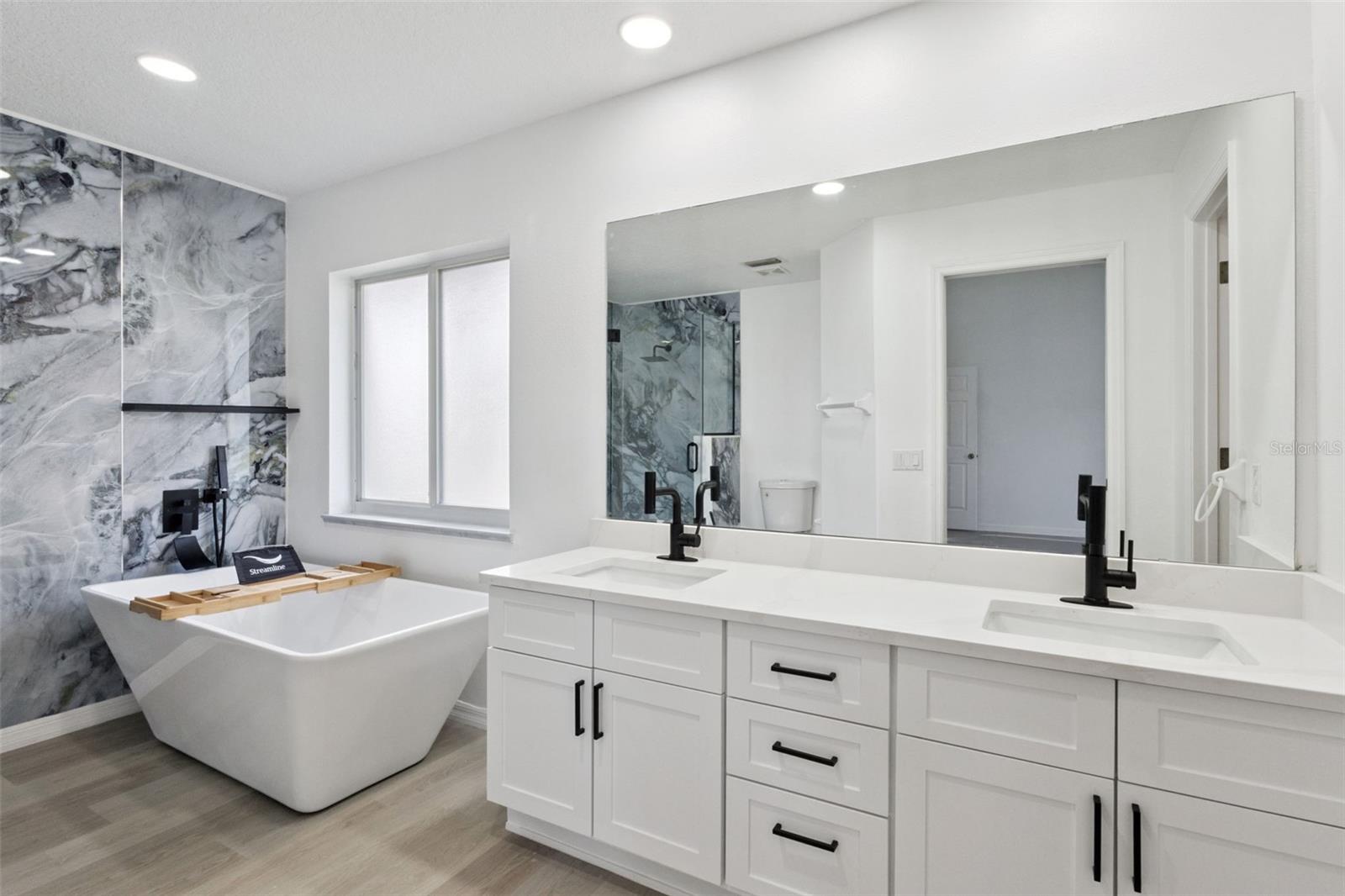 Image 17 of 47 For 5729 King James Avenue