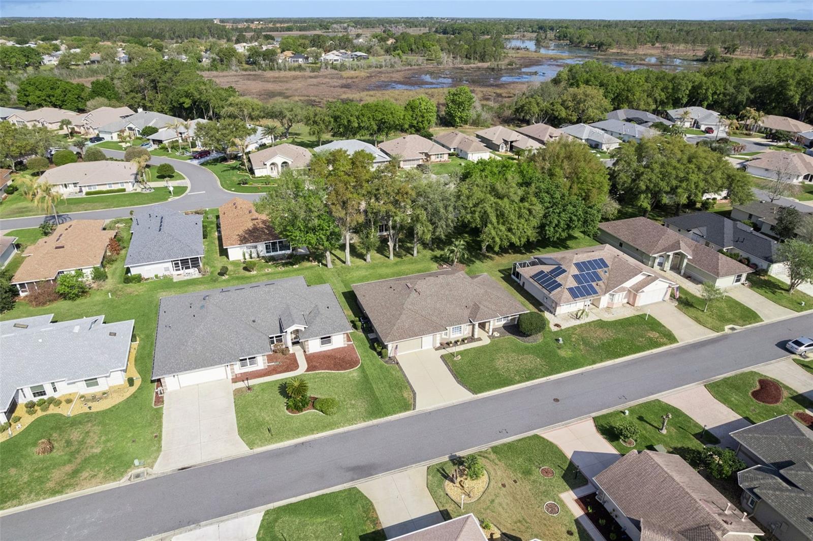 Image 32 of 47 For 5729 King James Avenue