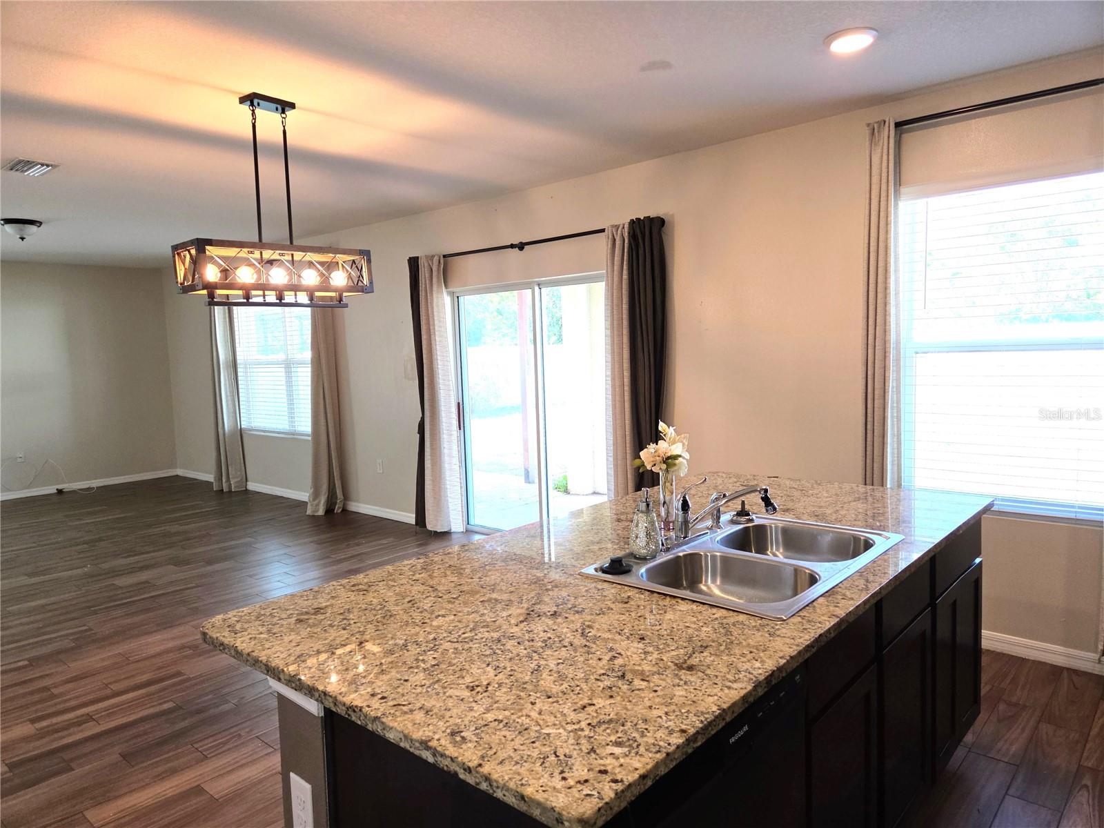 Image 10 of 43 For 109 Tierra Verde Way