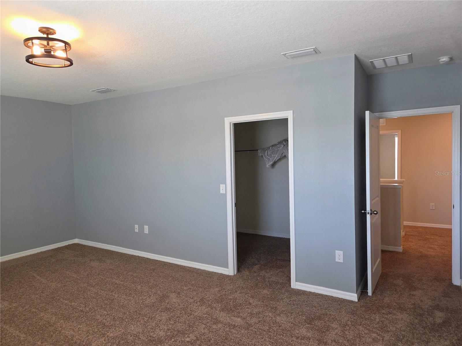 Image 18 of 43 For 109 Tierra Verde Way