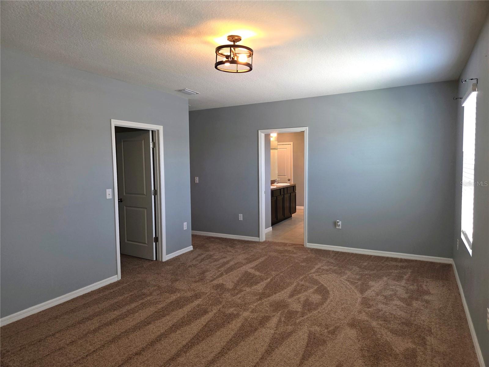 Image 19 of 43 For 109 Tierra Verde Way