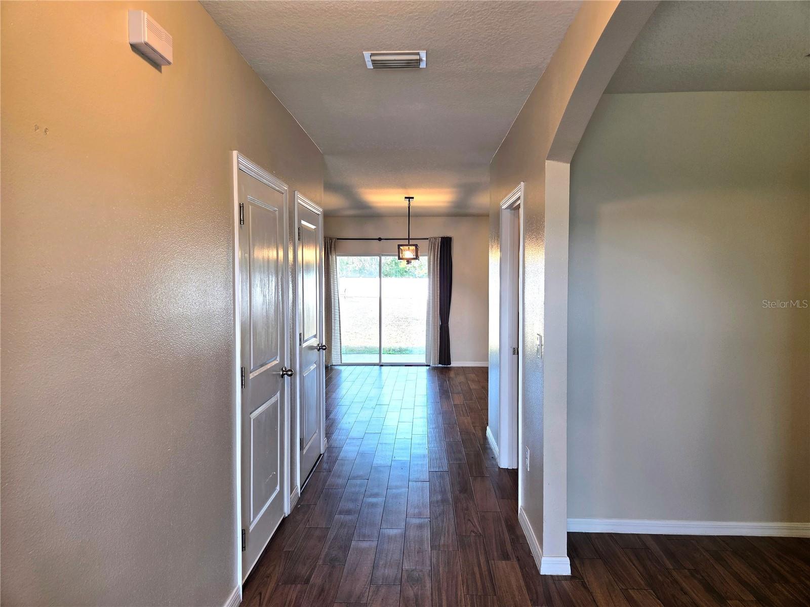 Image 2 of 43 For 109 Tierra Verde Way