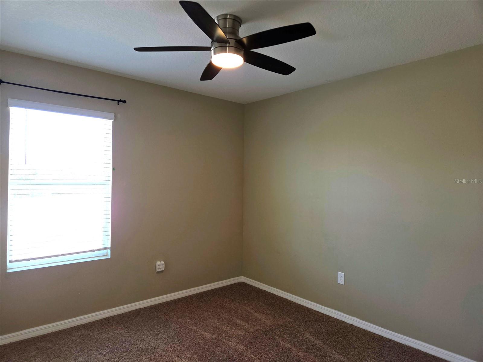 Image 25 of 43 For 109 Tierra Verde Way