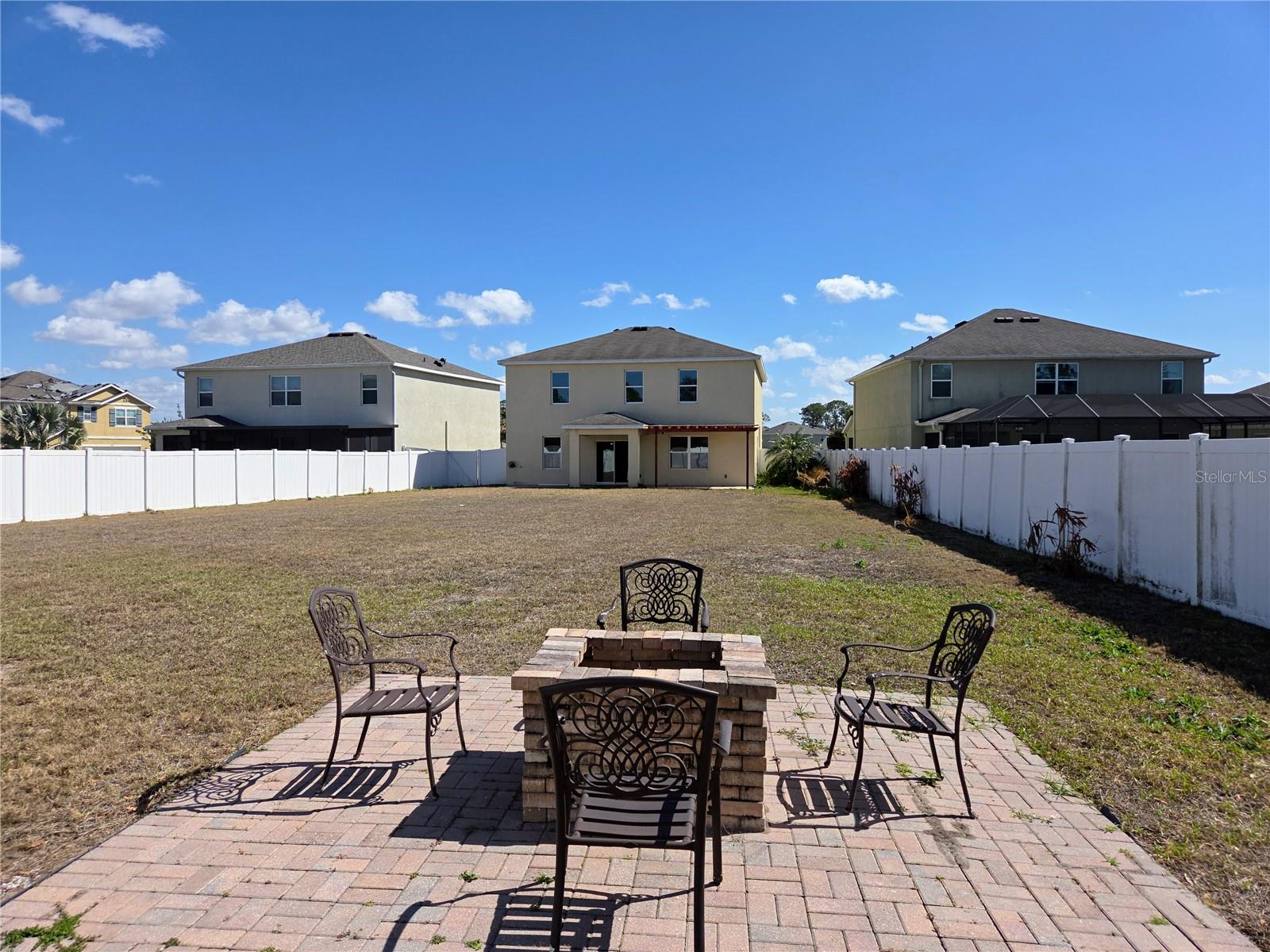 Image 37 of 43 For 109 Tierra Verde Way