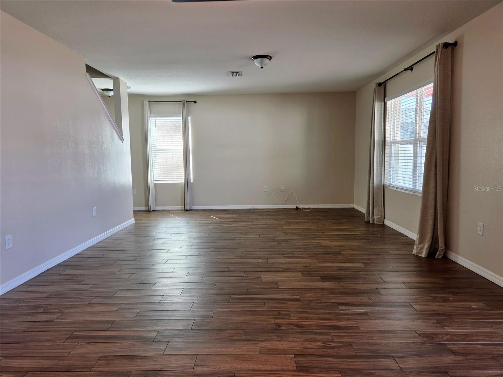 Image 5 of 43 For 109 Tierra Verde Way