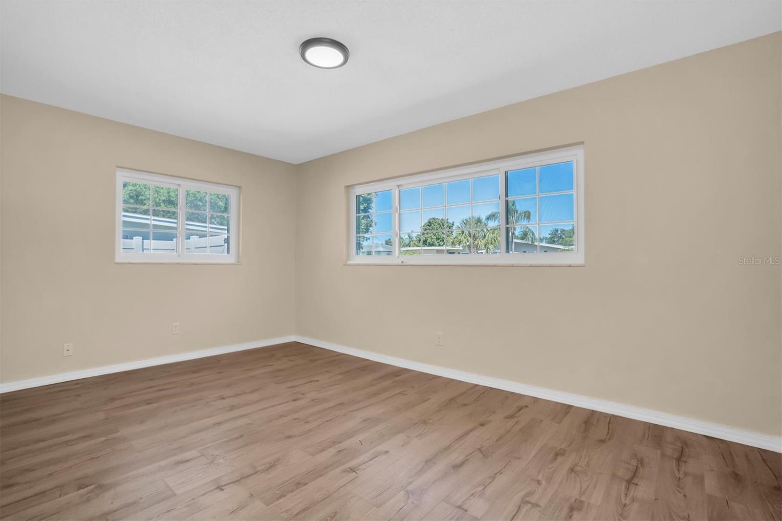 Image 14 of 32 For 2214 Duncan Drive