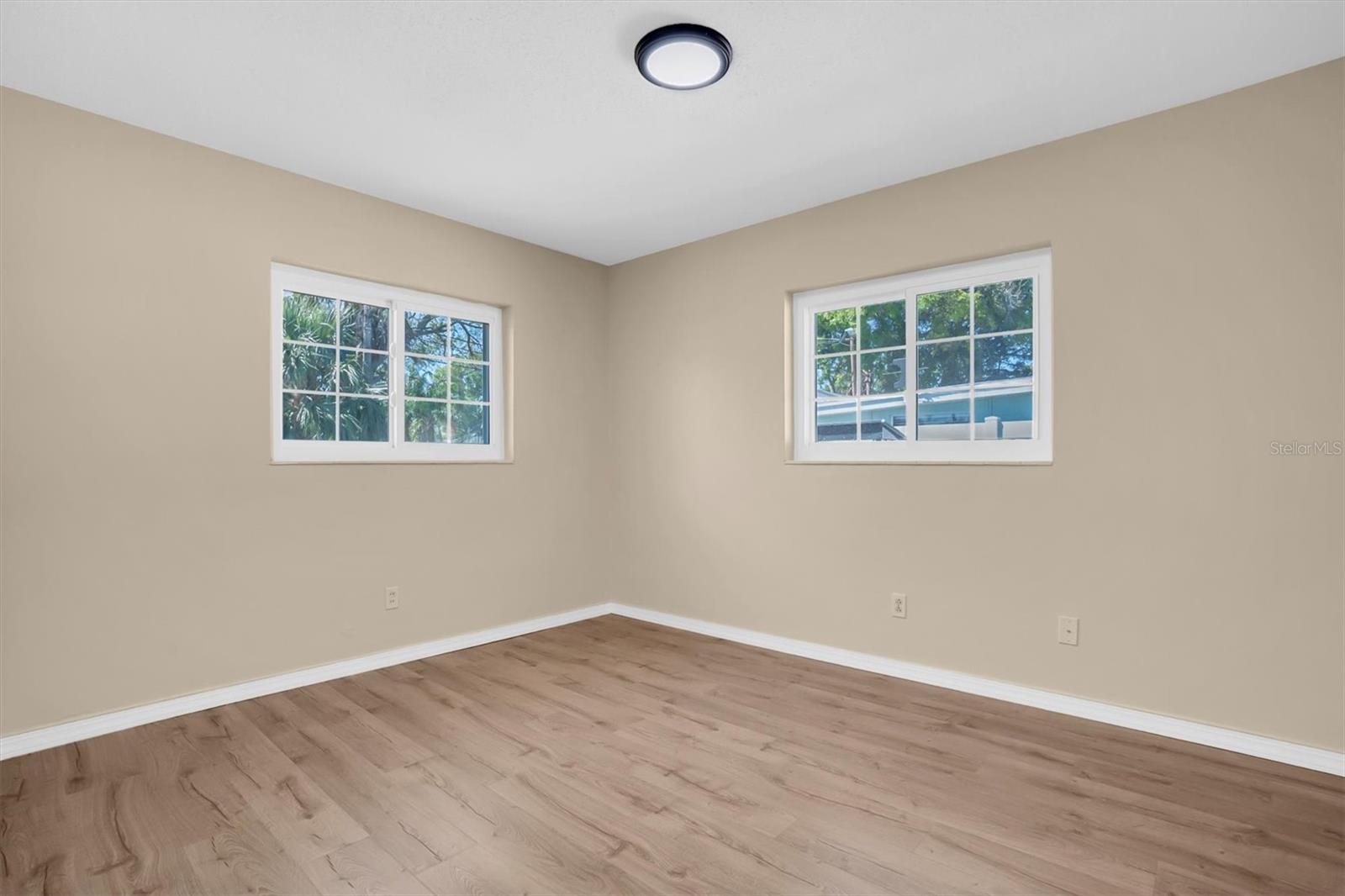 Image 17 of 32 For 2214 Duncan Drive