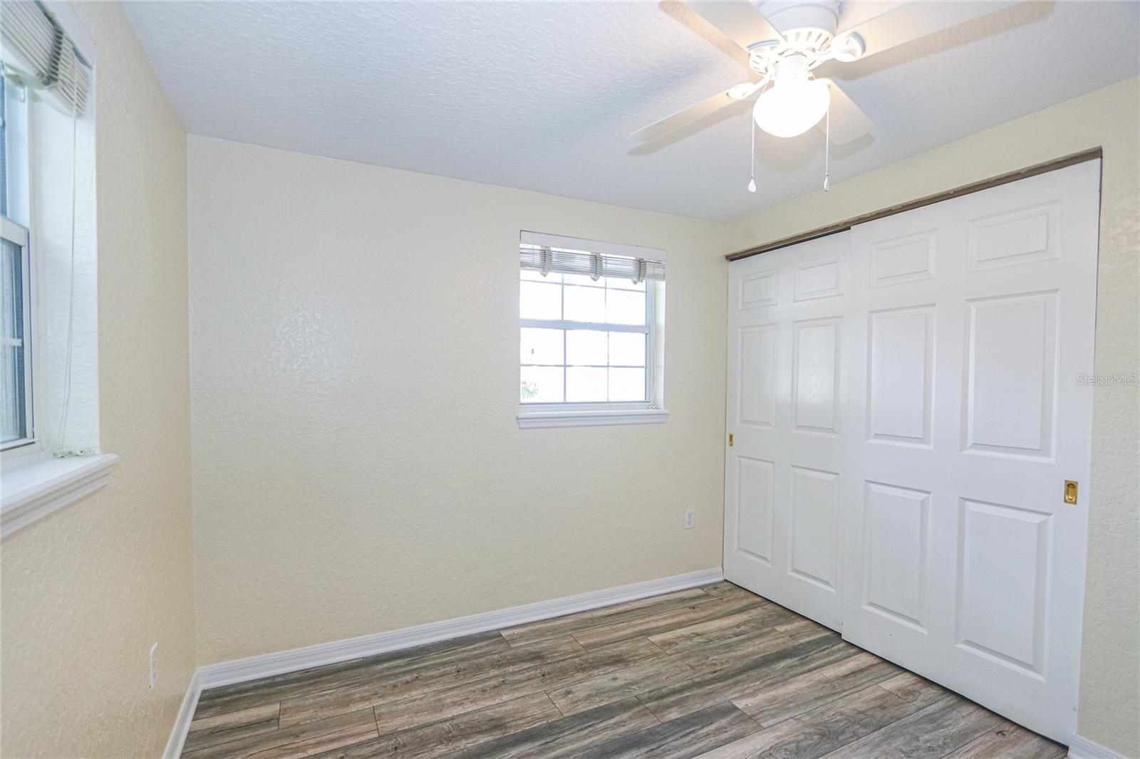 Image 11 of 26 For 330 5th Avenue N