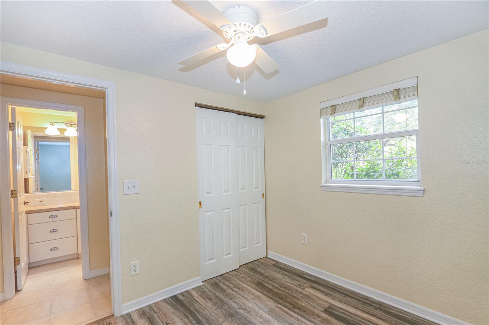 Image 16 of 26 For 330 5th Avenue N