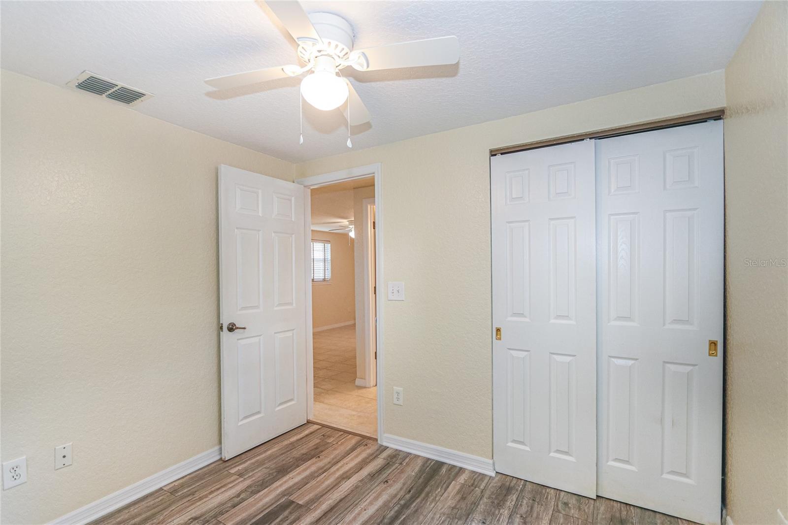 Image 17 of 26 For 330 5th Avenue N