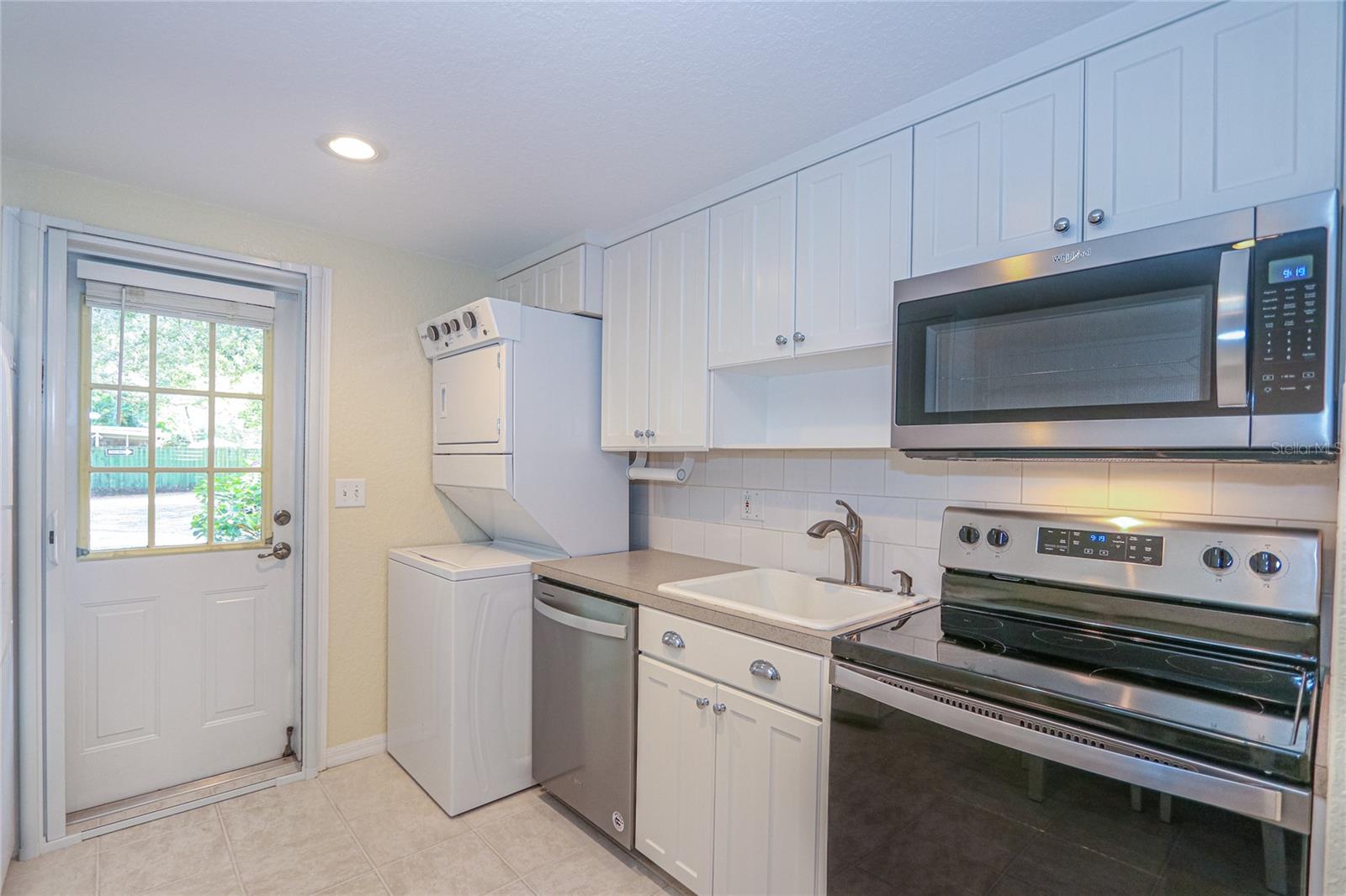 Image 2 of 26 For 330 5th Avenue N