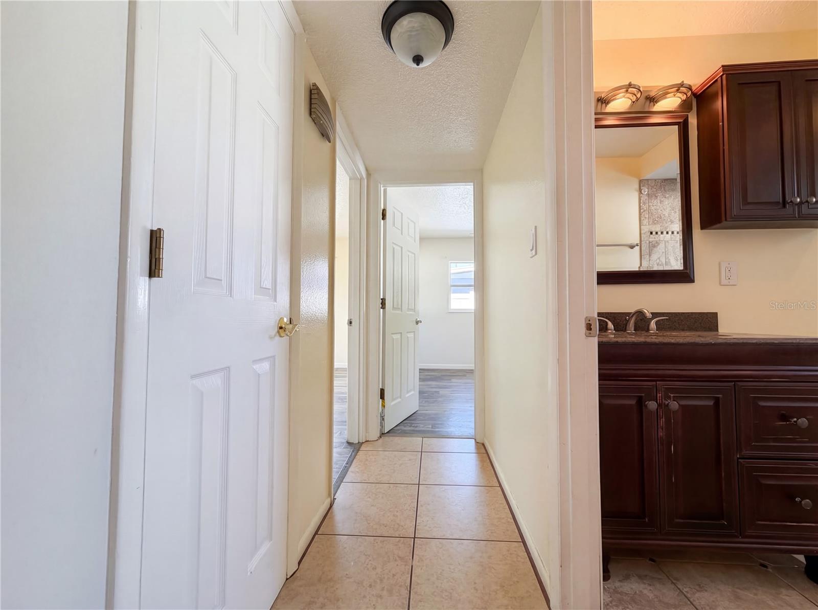 Image 15 of 26 For 4013 52nd Street Court W