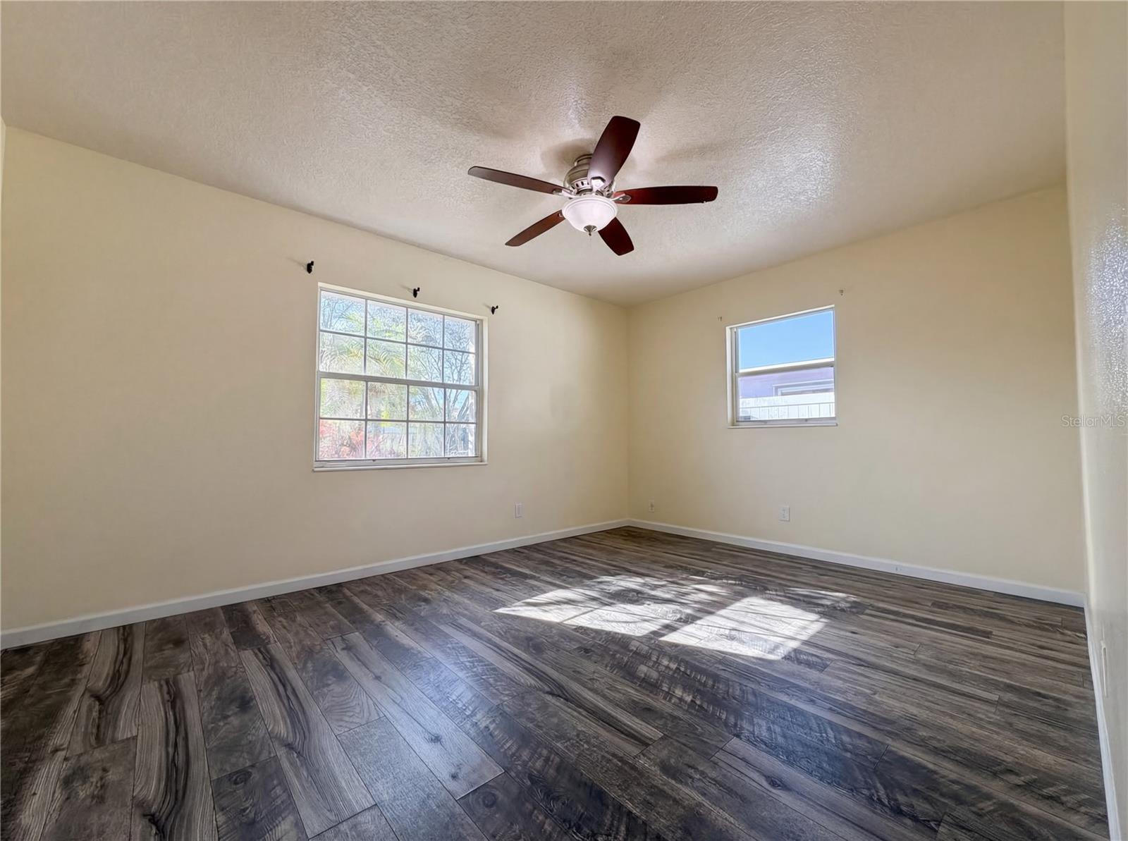 Image 19 of 26 For 4013 52nd Street Court W