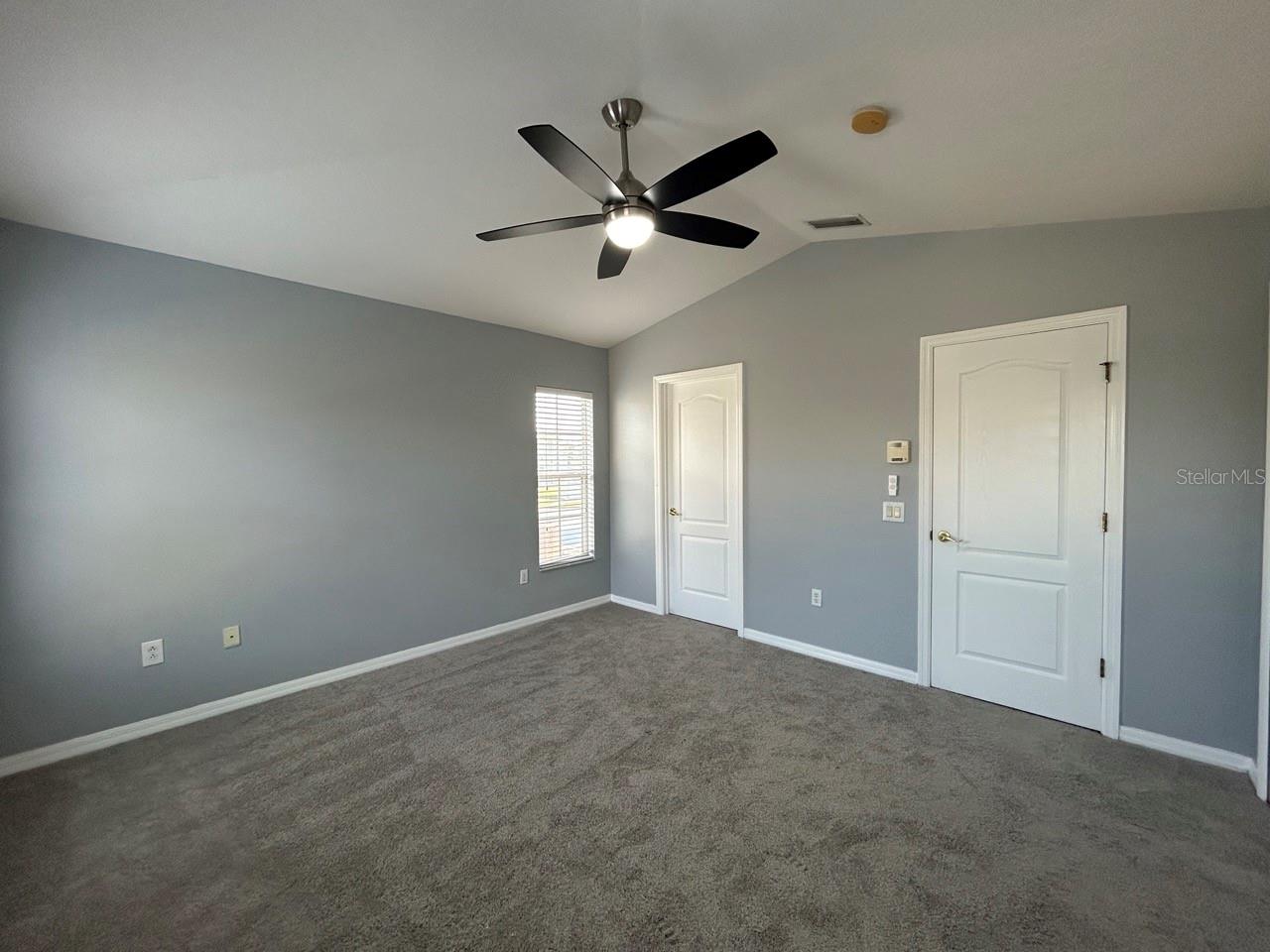 Image 17 of 33 For 12978 Kings Crossing Drive