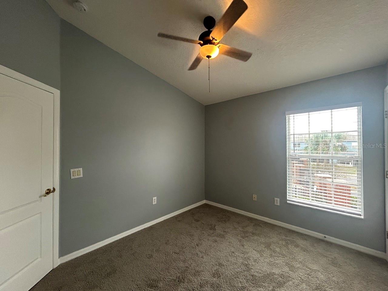 Image 30 of 33 For 12978 Kings Crossing Drive