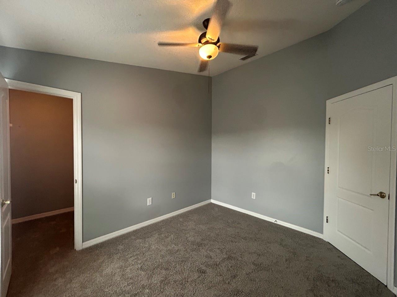 Image 31 of 33 For 12978 Kings Crossing Drive