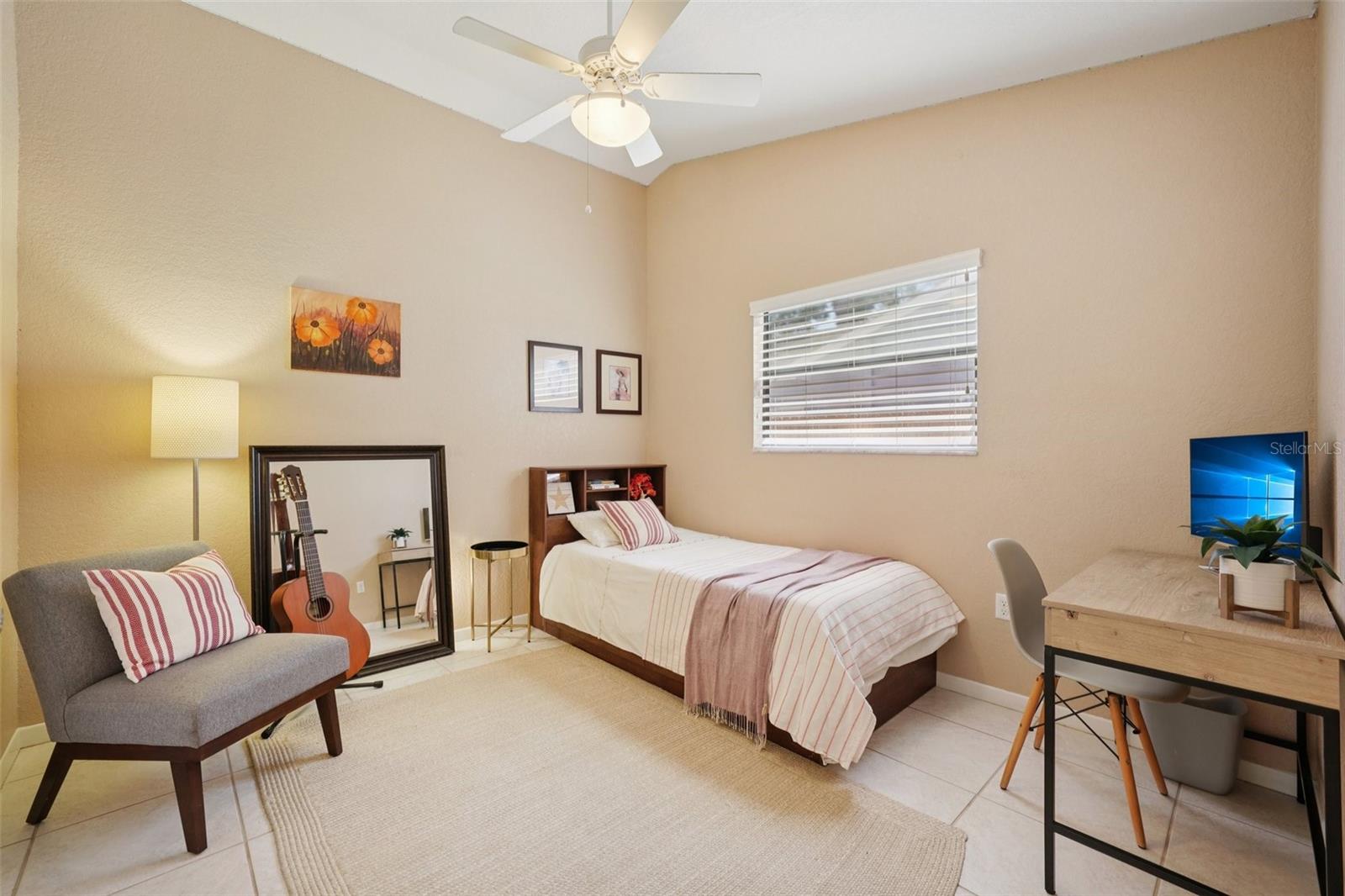 Image 37 of 56 For 2474 Islander Court