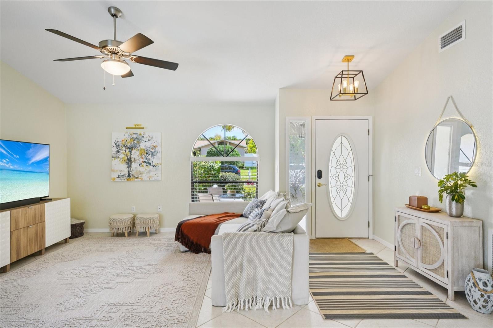 Image 7 of 56 For 2474 Islander Court