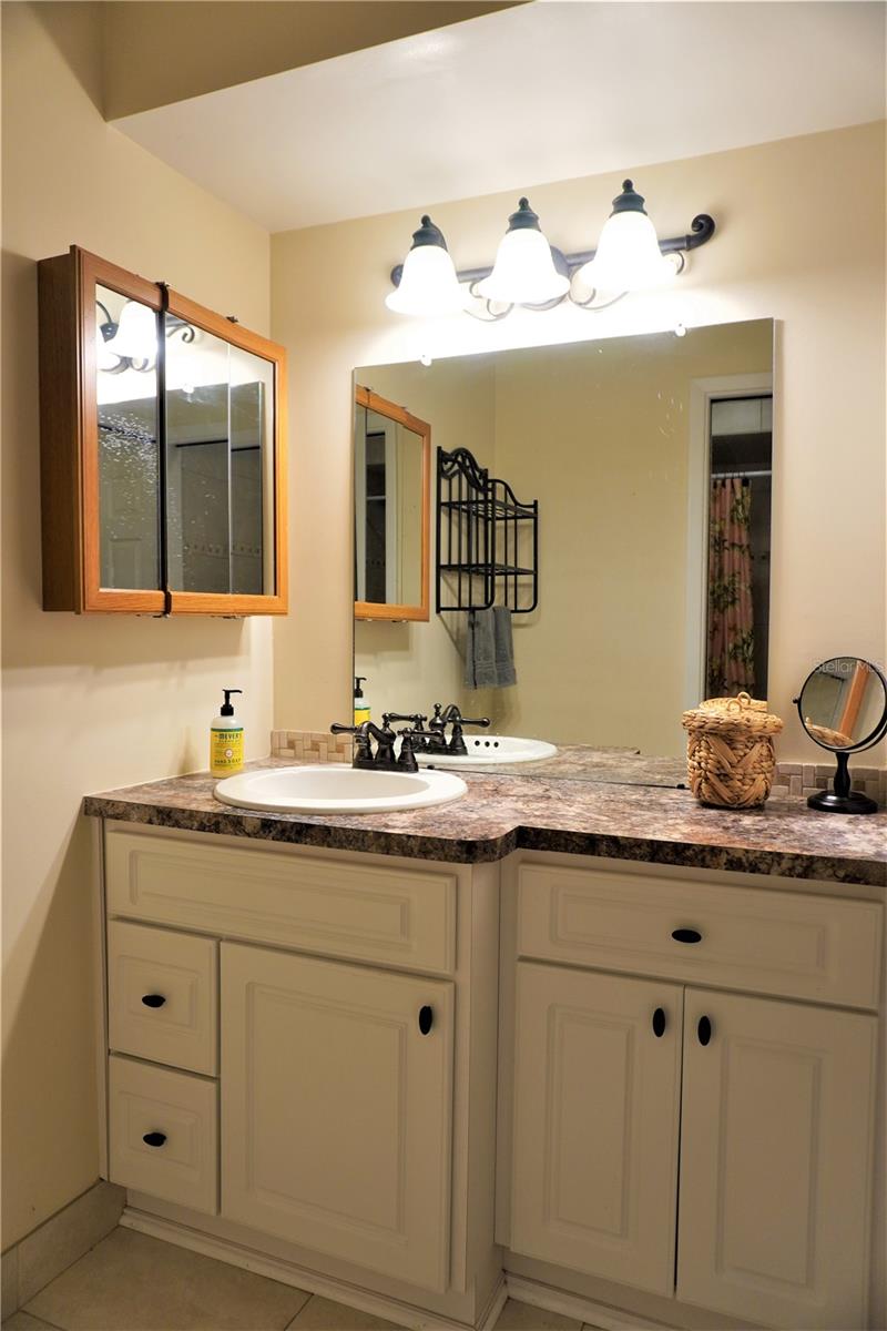 Image 13 of 22 For 4348 Tahitian Gardens Circle B