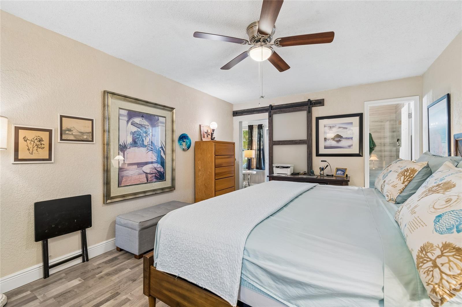 Image 24 of 77 For 5501 80th Street N 102