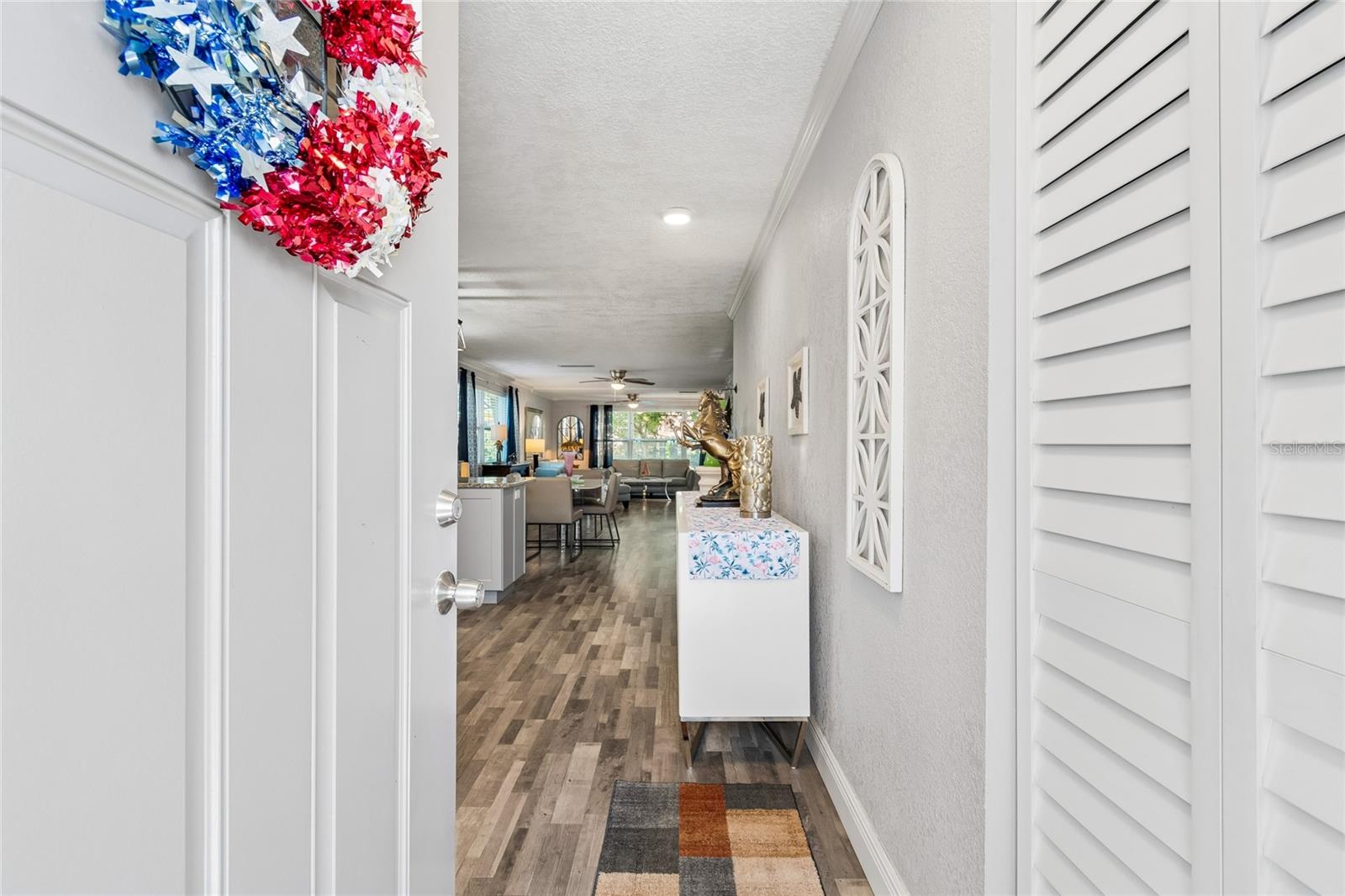 Image 5 of 77 For 5501 80th Street N 102