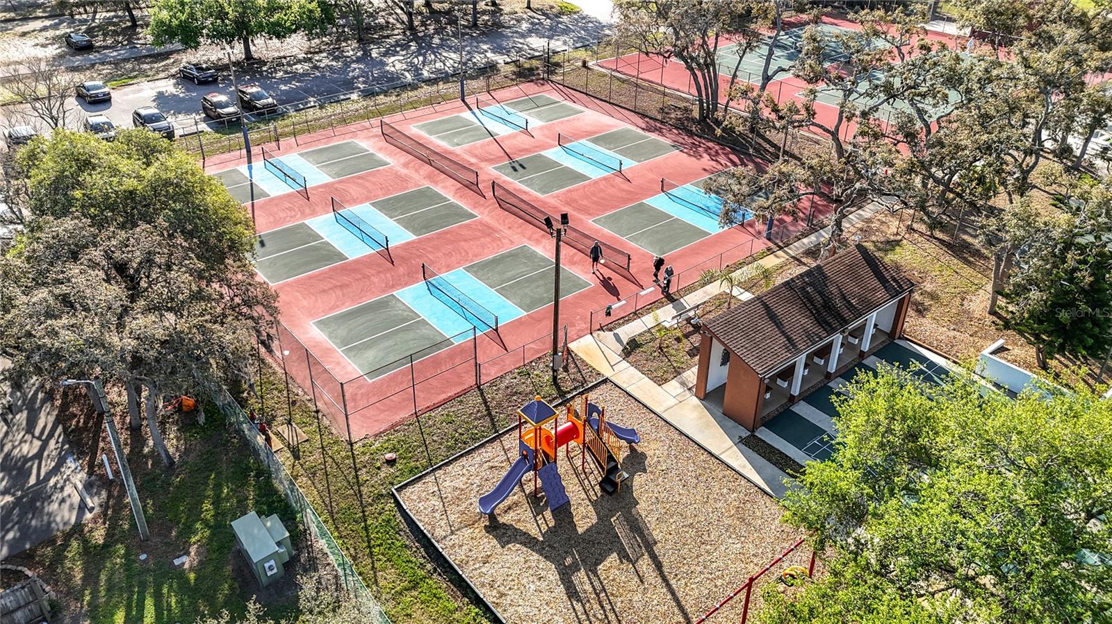 Image 64 of 81 For 12820 Wedgewood Way D