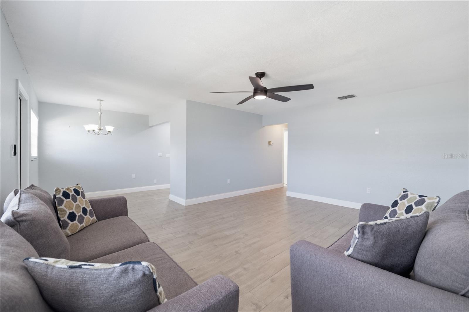 Image 5 of 34 For 11805 Bayonet Lane 11805