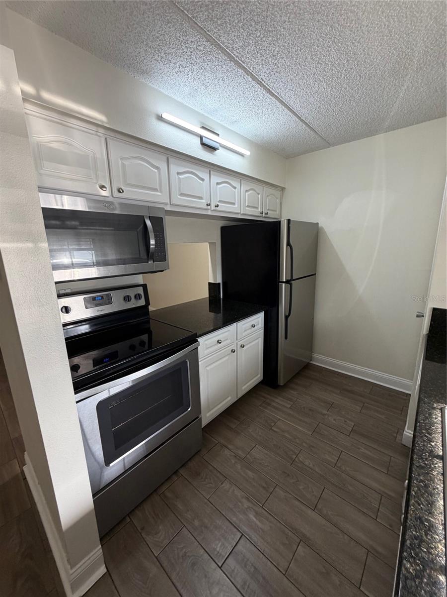 Image 4 of 15 For 120 Church Avenue 101