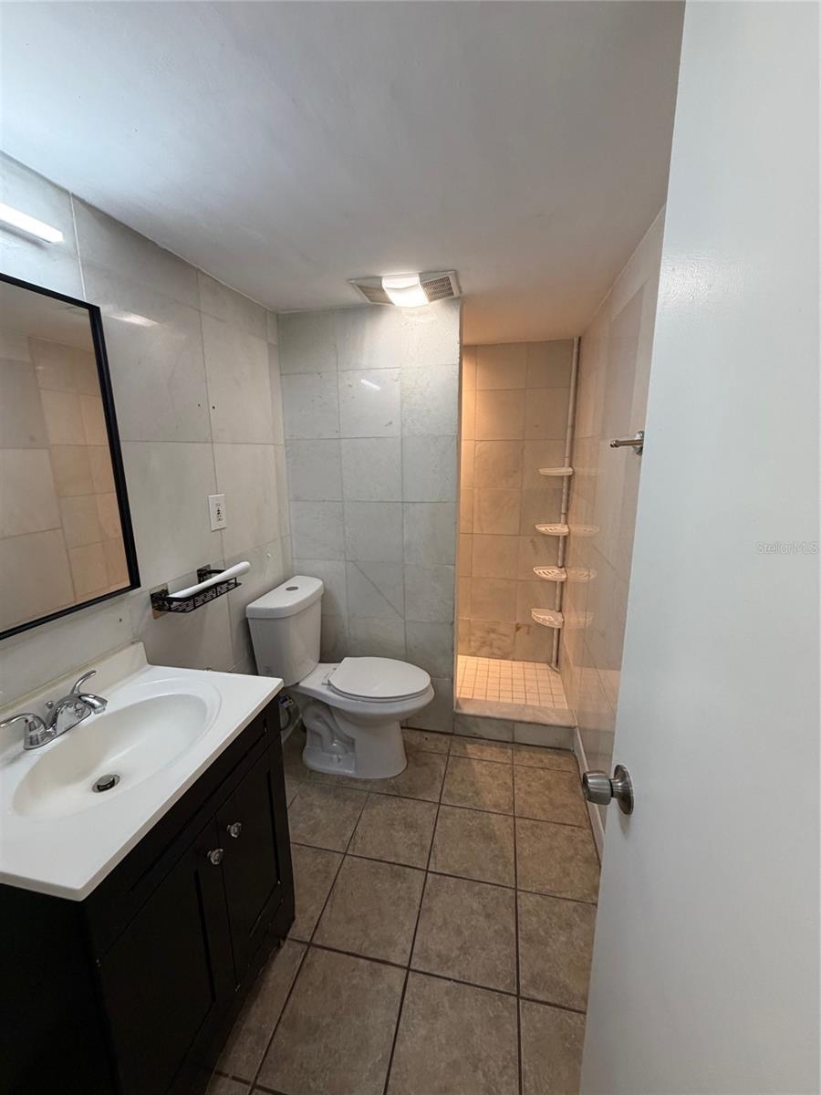 Image 6 of 15 For 120 Church Avenue 101