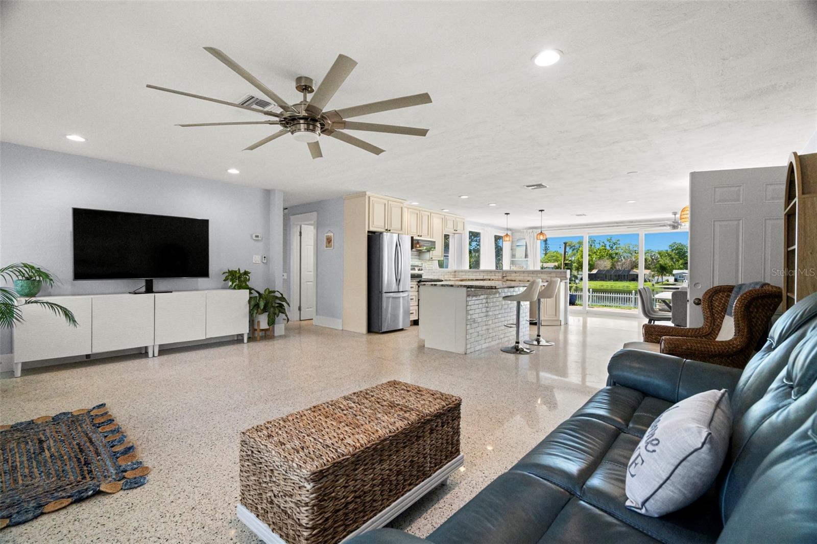 Image 10 of 44 For 6506 Hillside Avenue