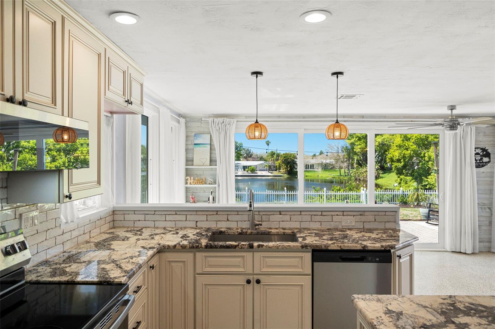 Image 17 of 44 For 6506 Hillside Avenue