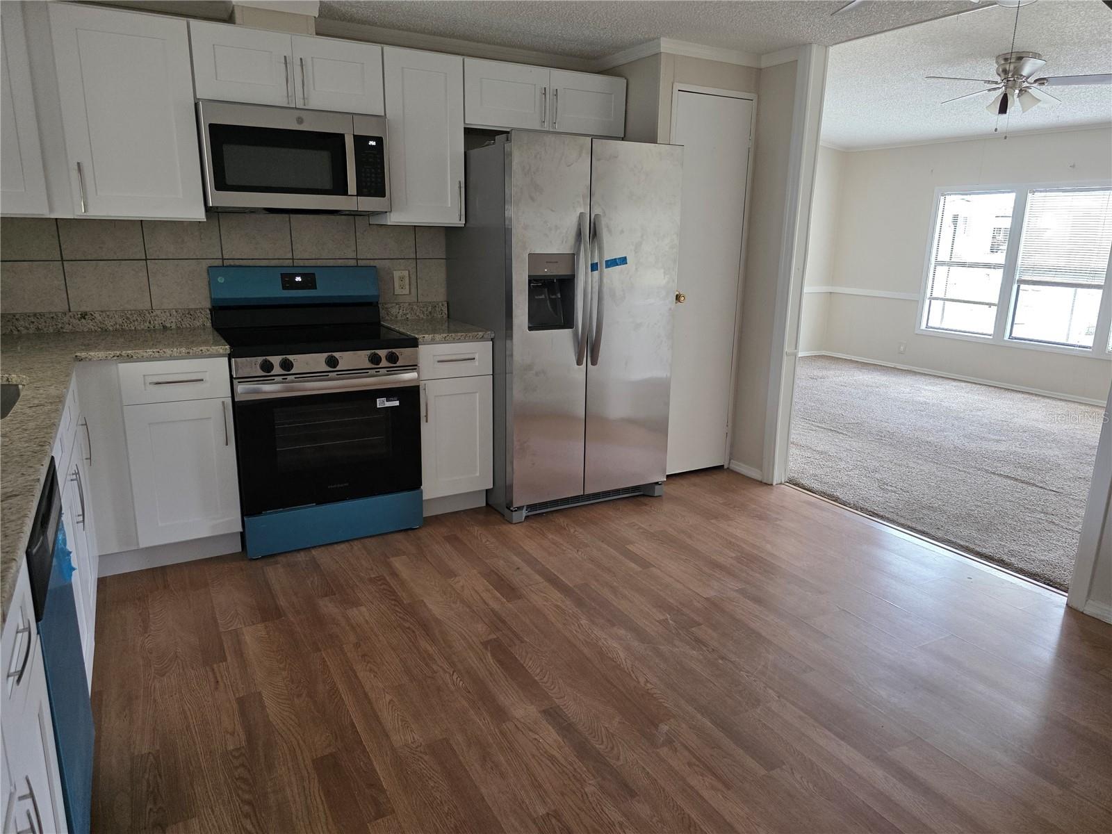 Image 3 of 8 For 9919 Scepter Avenue