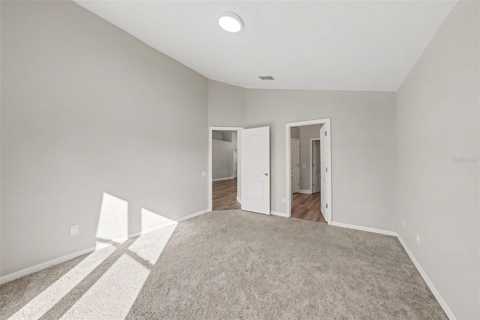 Image 15 of 23 For 12524 Midpointe Drive